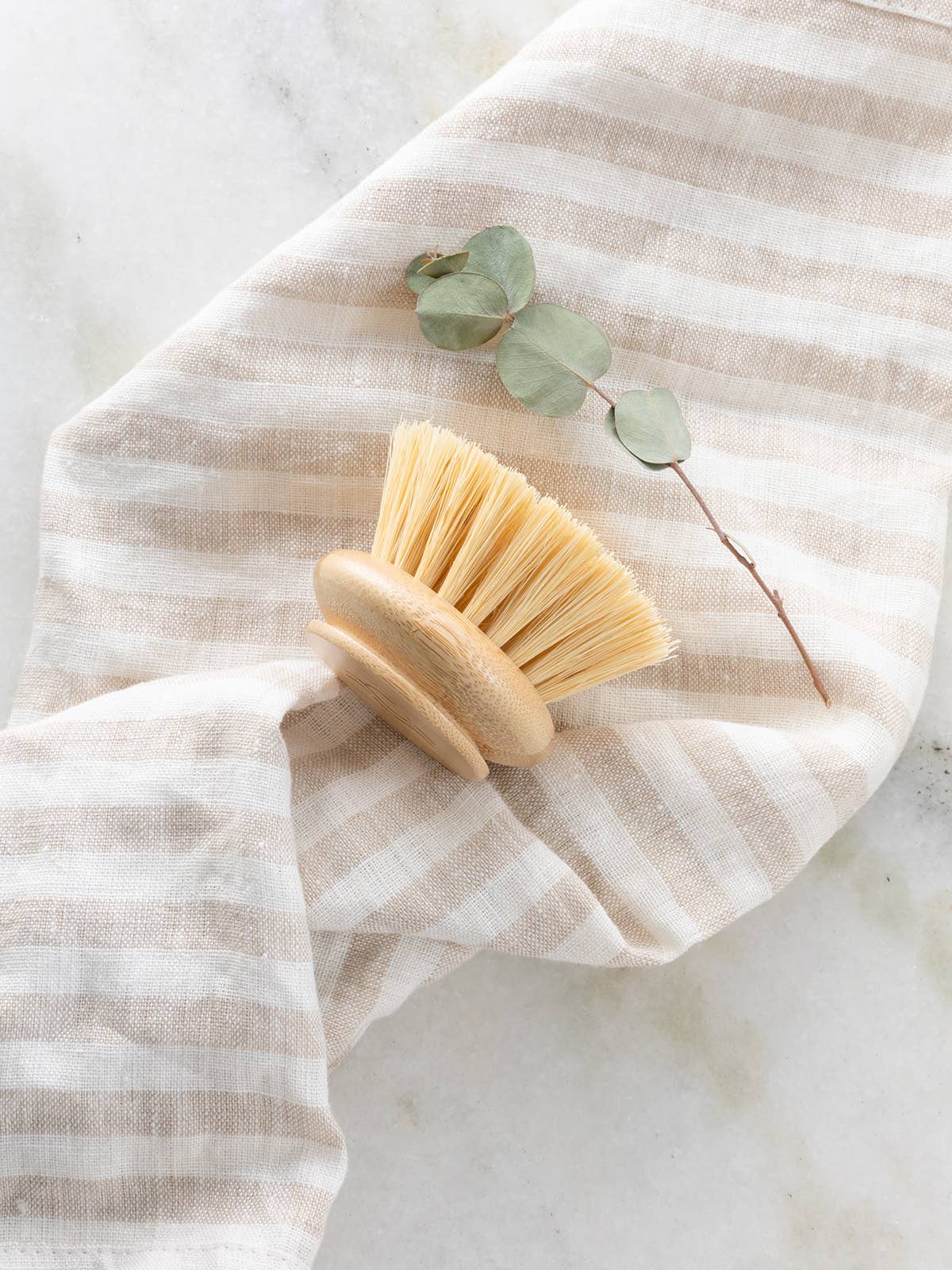 Long Dish Brush with Replaceable Head – Wide Design