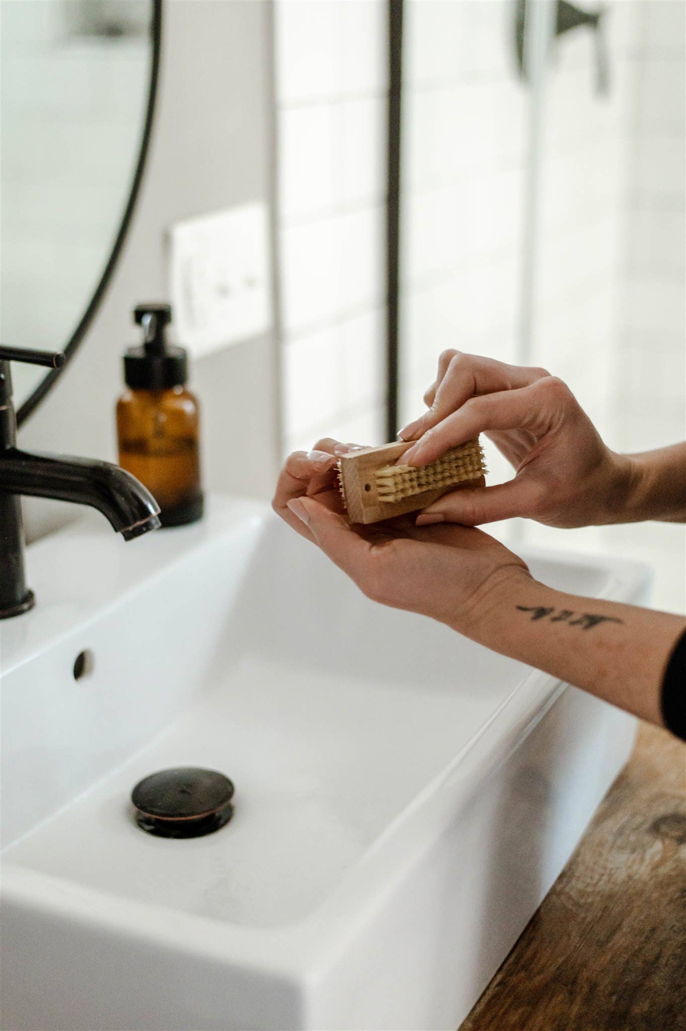 Nail Brush | Wood with Sisal Bristles